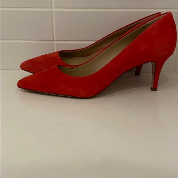 ENZO ANGIOLINI | Red Pointy Heels - Picture 3 of 6